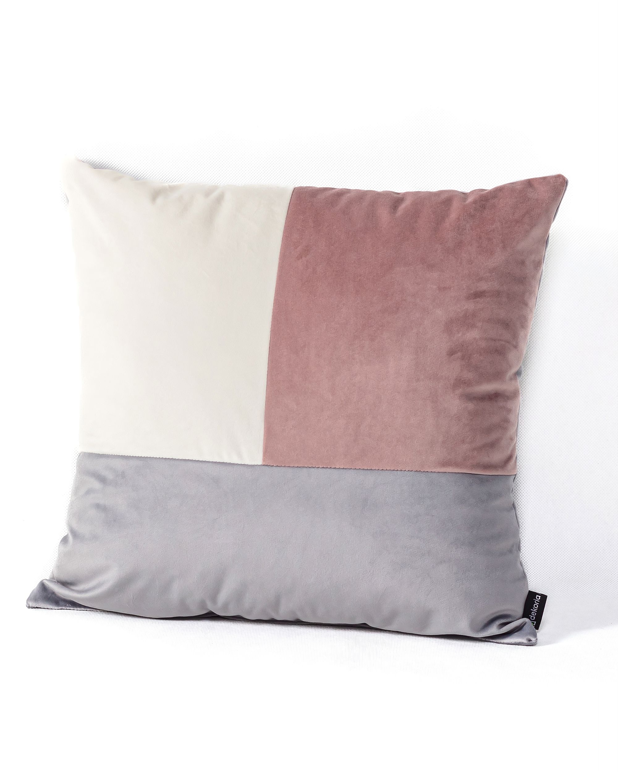 Patchwork vankúš štvorcový ružový sivý biely