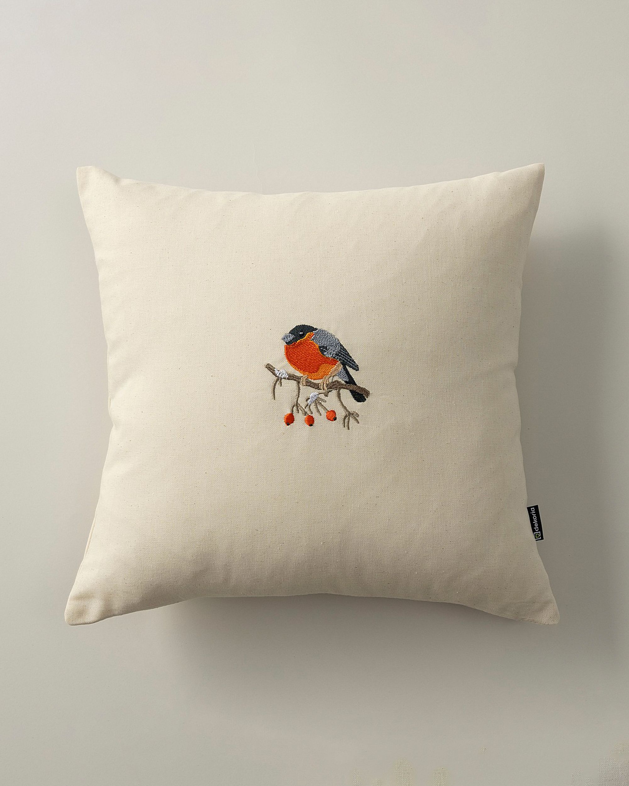 Obliečka na vankúš Robin on Branch 43x43 cm