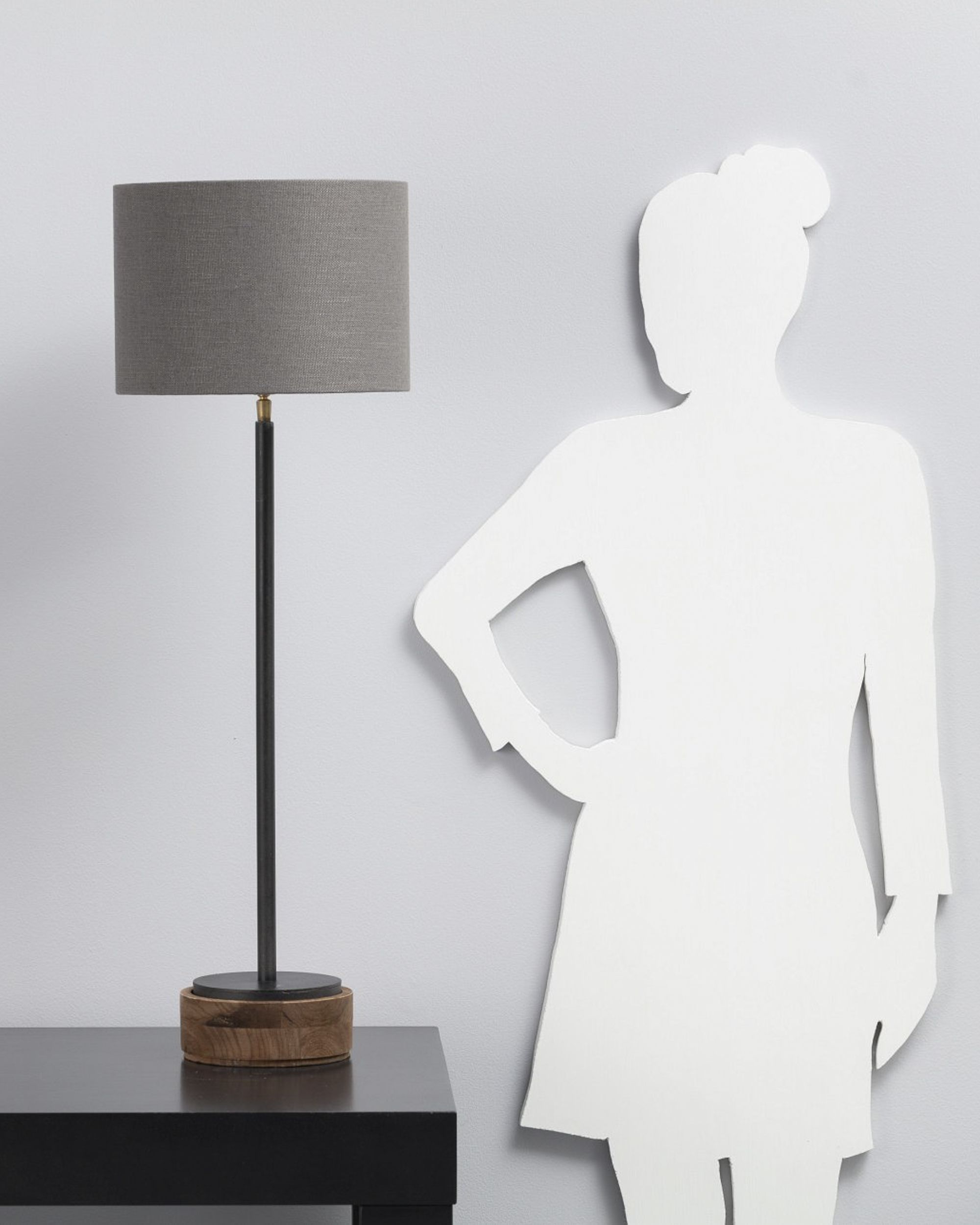 Stojaca lampa Edwin H 92cm (hover)
