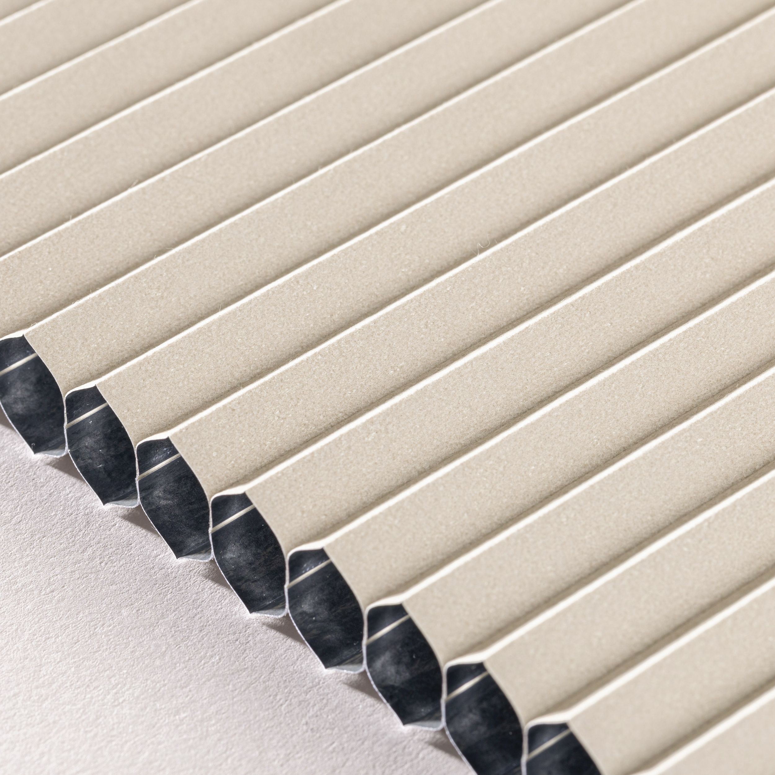 Blackout ALU – plisé Honeycomb HA-101 greige